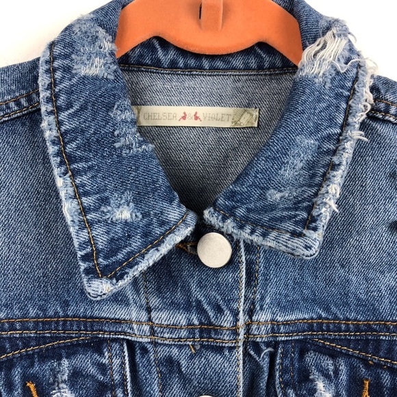 Nwt Chelsea Violet Distressed Denim 